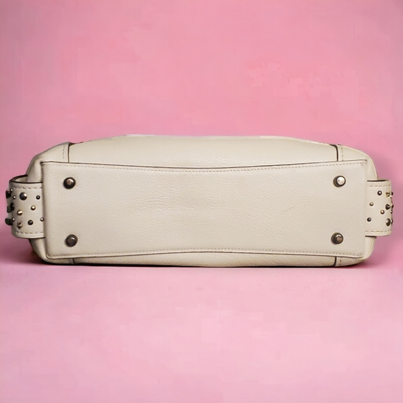 Coach Edie Shoulder Bag 31 With Star Rivets - Picture 7 of 10